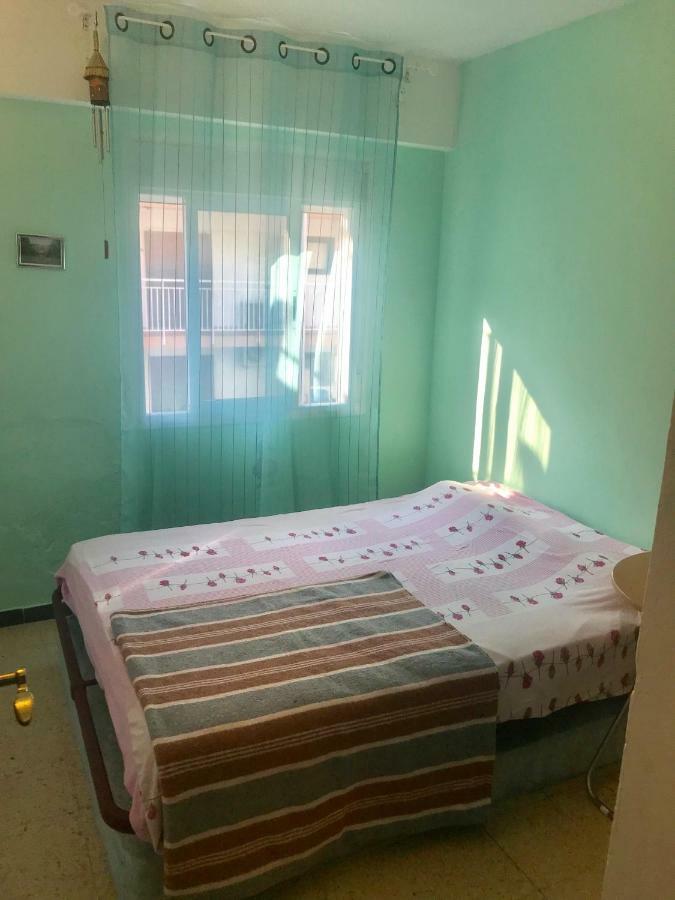 Habitaciones Compartidas En Un Apartamento Salou Exteriör bild