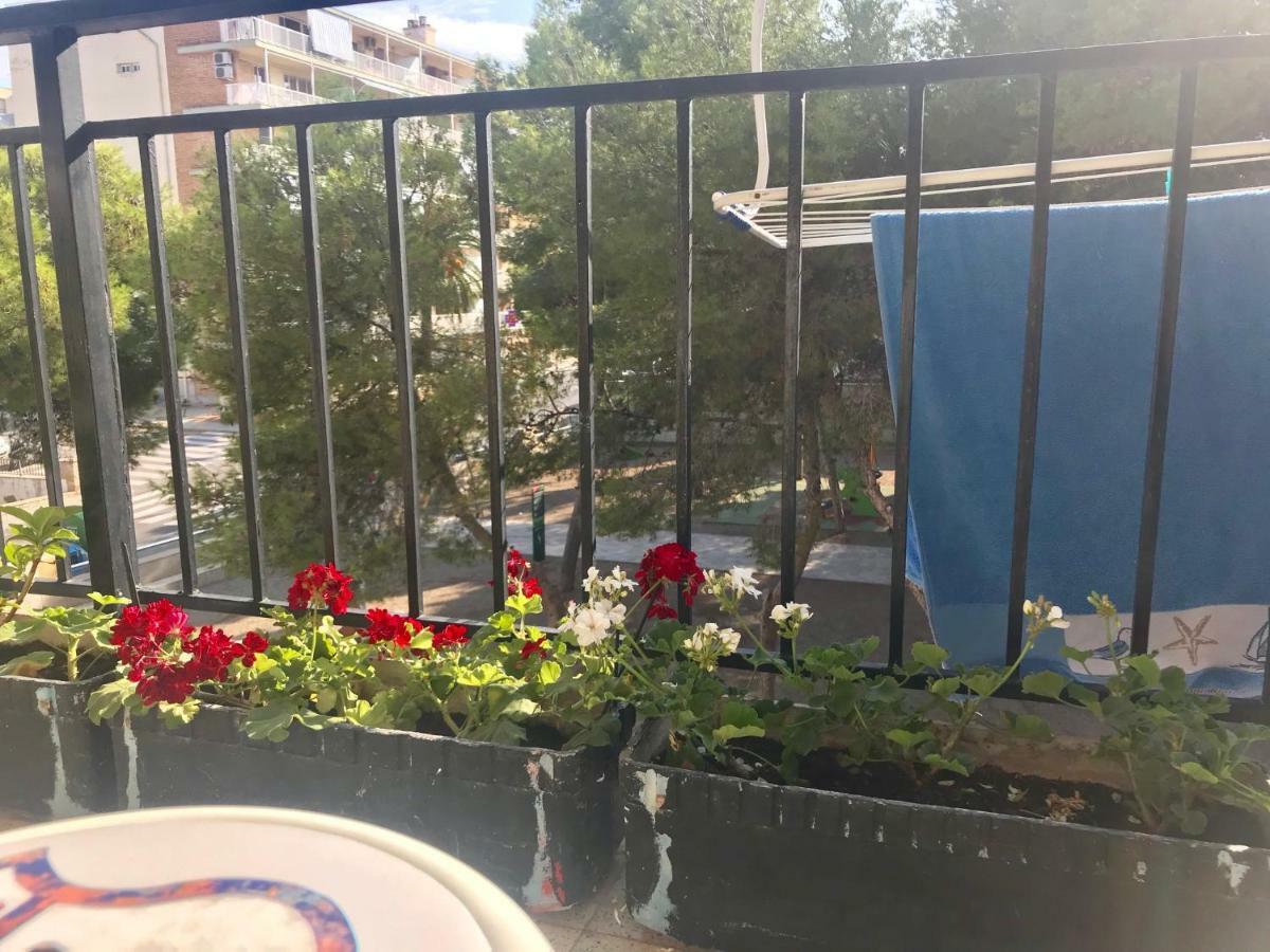 Habitaciones Compartidas En Un Apartamento Salou Exteriör bild